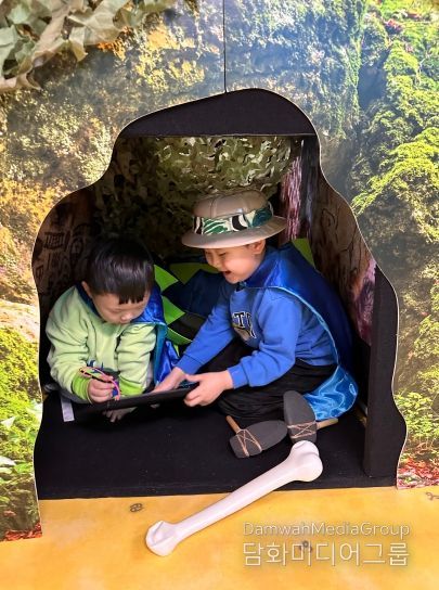 김천교육지원청, 으악! 율곡유치원에 공룡이 나타났다!