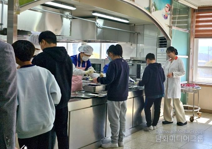 과대 학교 영양교사 추가 지원