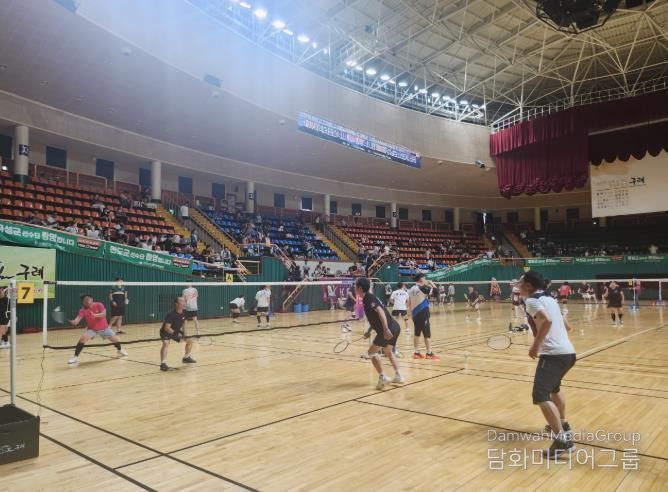 제19회 지리산남악제배 배드민턴대회 성료