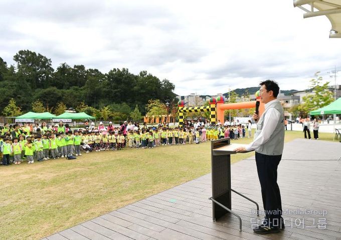 '숲에서 함께 놀아요!' 2025년 원주시 어린이집 영유아 한마음대회 성황리 마무리