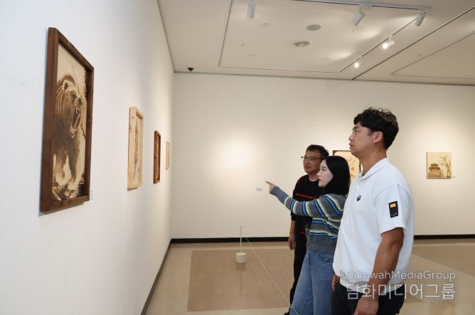 최북미술관 '인두화'