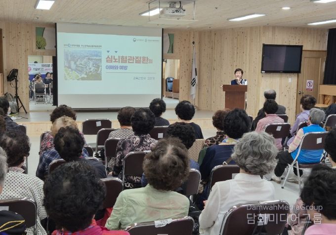 부산 서구, '실버건강강좌' 성황리 개최