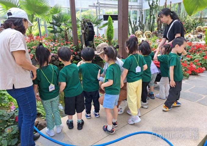 강화군, 바다와 산을 한눈에… 가을 힐링 여행지 ‘석모도 수목원’ 주목