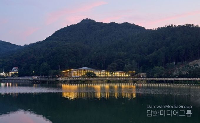 아중호수도서관, 대한민국 도시재생·친환경 건축 모범사례 ‘우뚝’