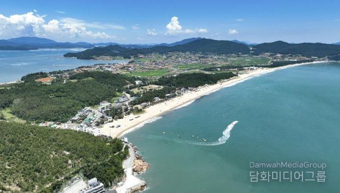 대한민국 맨발 걷기 치유길 1호인 신지 명사십리 전경