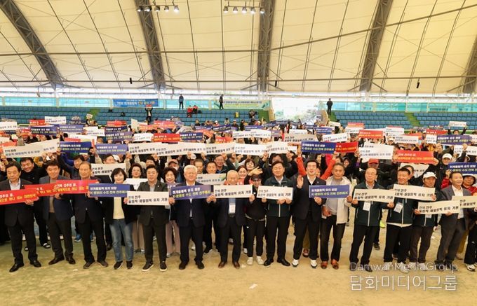 “어르신들의 건강과 화합을 위한 열전” 제4회 전북특별자치도 시니어체육대회 성료