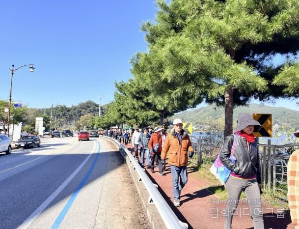 충주시,‘2025년 중앙탑면 주민 한마음 걷기행사’ 개최