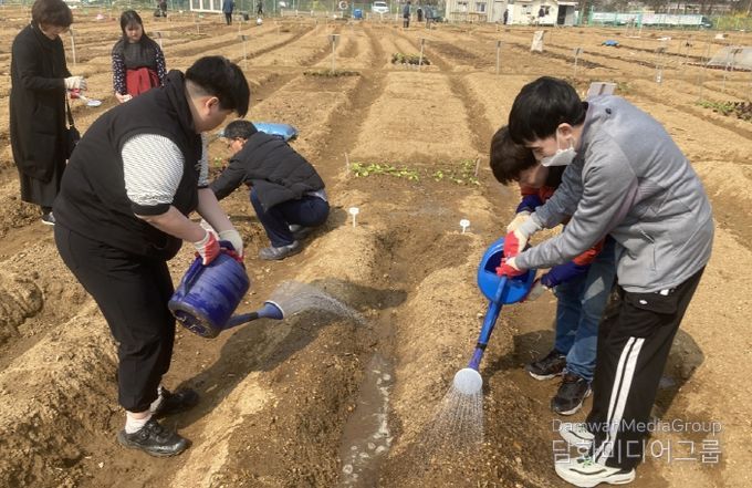 맞춤형 복지 일자리로 자립 지원