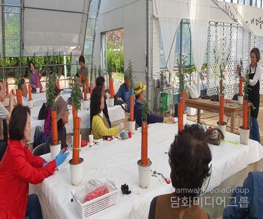 ‘국화분재반 교육 수료작품’전시회