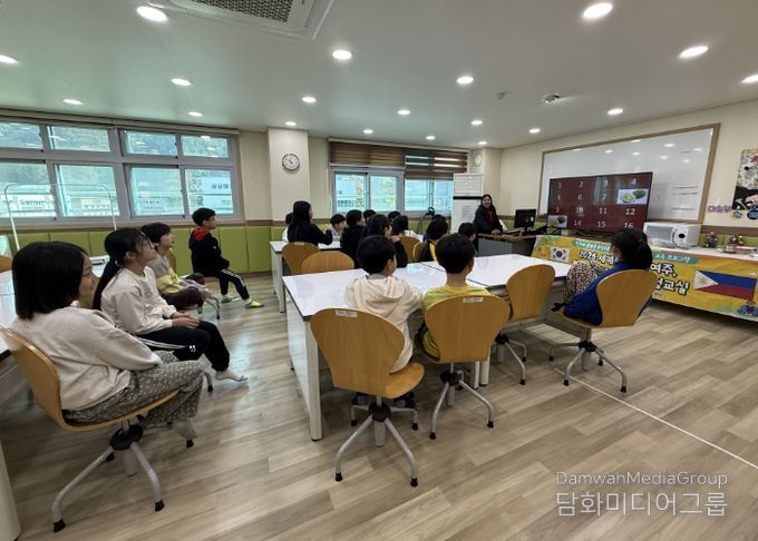 여주교육지원청, 이주배경 강사와 함께한 ‘세계를 담은 여주’ 상호문화 체험교실 성료