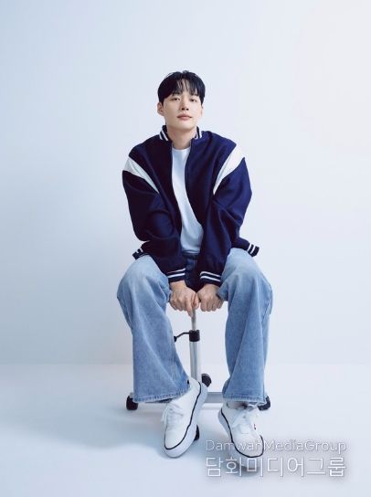 사진 = 재뉴어리 제공