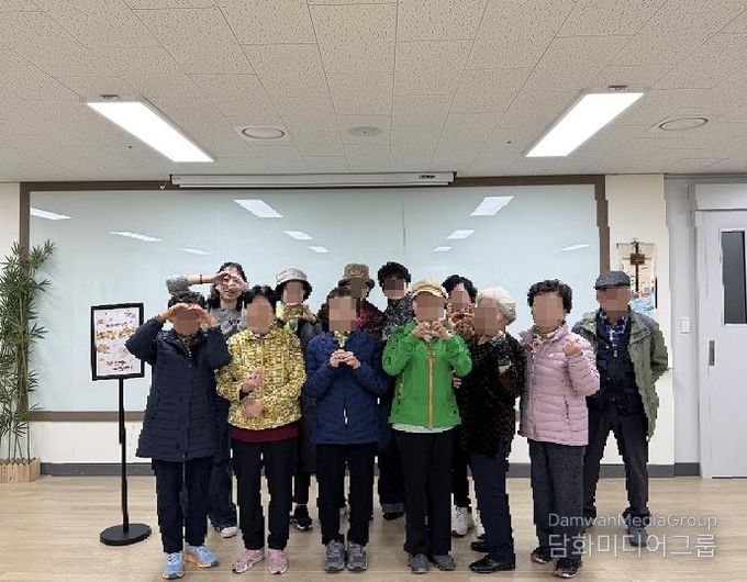 의정부시 치매안심센터, 혁신기업과 협력한 신개념 치매예방 두뇌훈련 ‘뇌지컬 오락실’ 성료