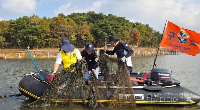 (사)한국해양구조협회 서산본부, 서산시 풍전저수지 일대 환경정화활동 펼쳐