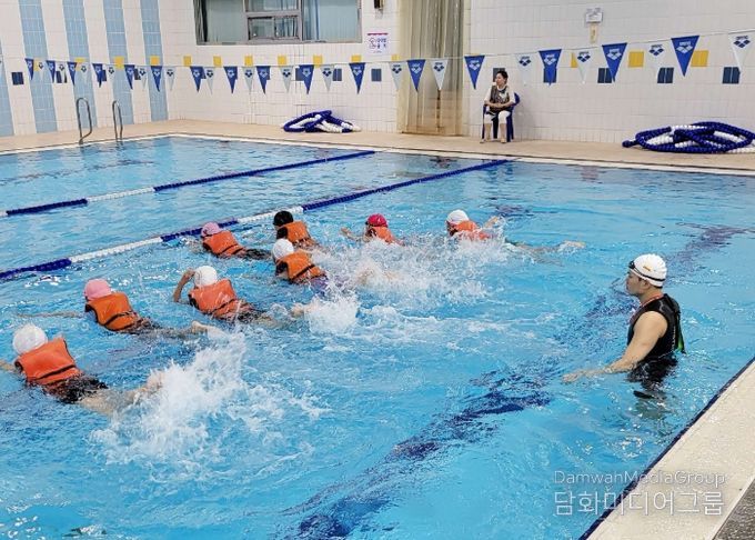 판교유스센터, 메타버스 수영장 도입한 미래형 생존수영교육 선보여