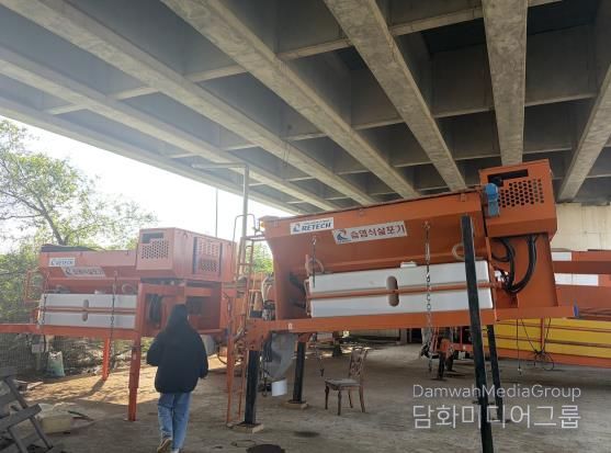 천안시 서북구가 동절기 제설작업을 앞두고 안전교육을 진행하고 있다.