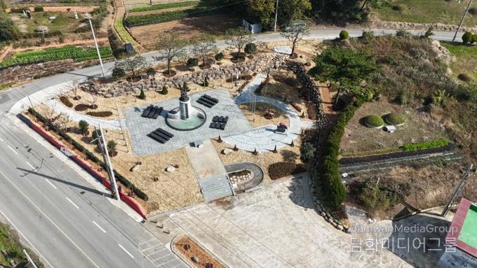 해보면 4·8만세운동 기념탑 생활환경숲 항공 사진