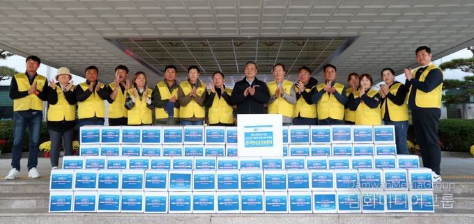 대한전문건설협회 태안군운영委, 태안군에 ‘사랑의 김치’ 기탁