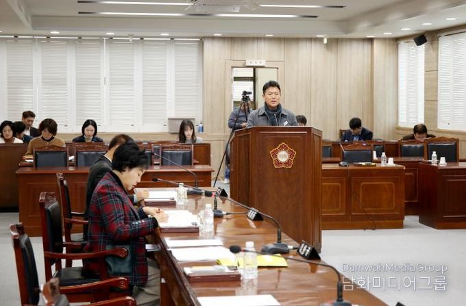 영광군의회 김한균 의원, 공무원 소송비용 지원·해양쓰레기 관리 강화 조례안 2건 대표 발의