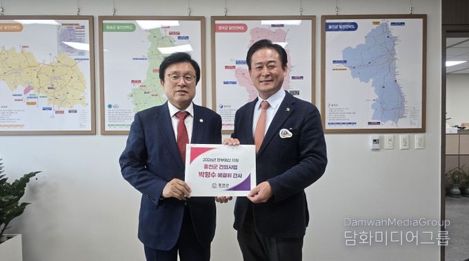 신영재 홍천군수, 예결위 간사 등 만나 내년도 국비요청