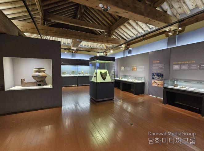 구리시 고구려 대장간 마을 박물관 내부 모습
