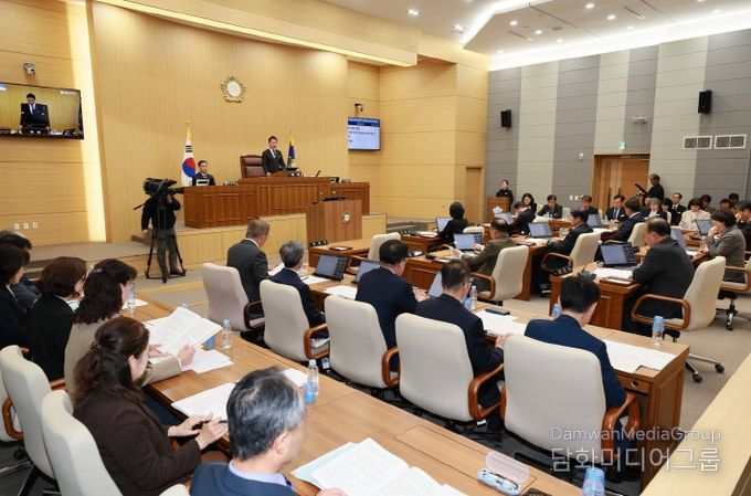 제282회 예천군의회 제2차 정례회 개회