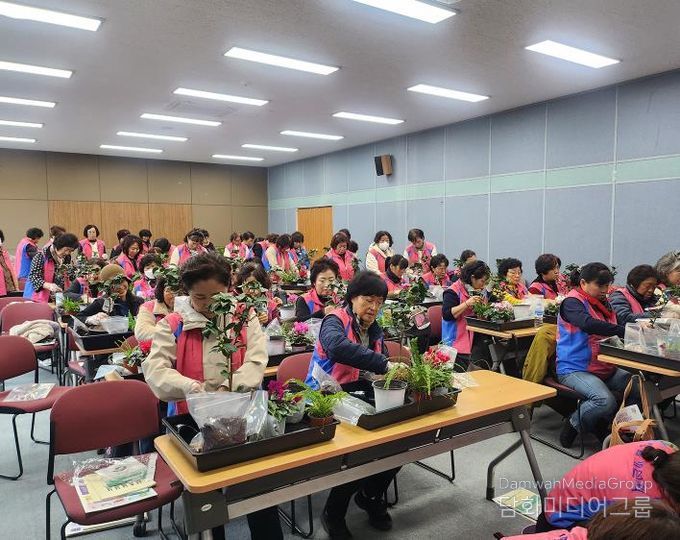 안동시, 여성농업인 대상 '안전실천 및 생활원예 교육' 실시