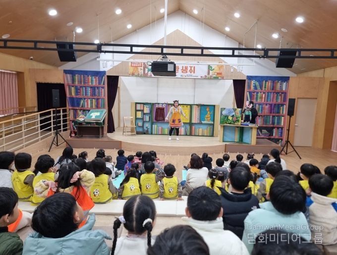 11월 어울림공연 ‘도서관 생쥐’ 성황리 개최