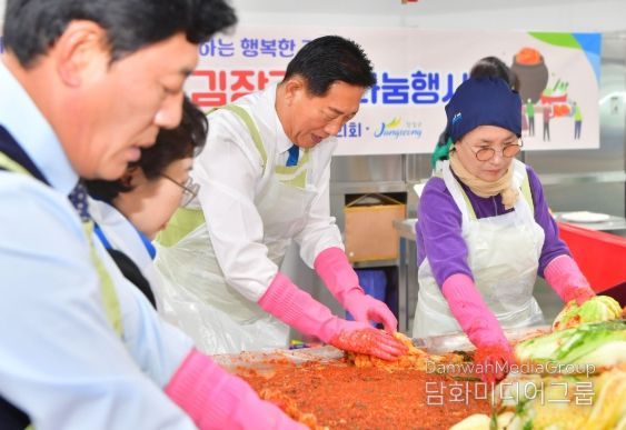 장성군여성단체협의회, ‘사랑의 김장 나눔’ 행사 열어