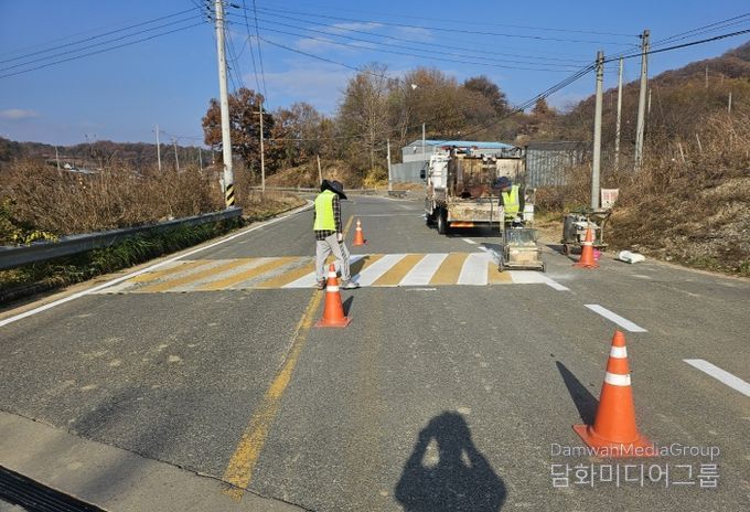 금산군 군도·농어촌도로 차선도색 모습