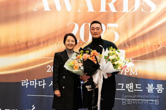 ‘2025 한국현대무용인의 밤’ 베스트 감독상 수상