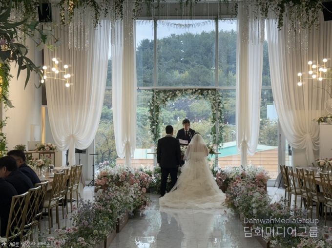 2025년 5호 커플 결혼식 모습
