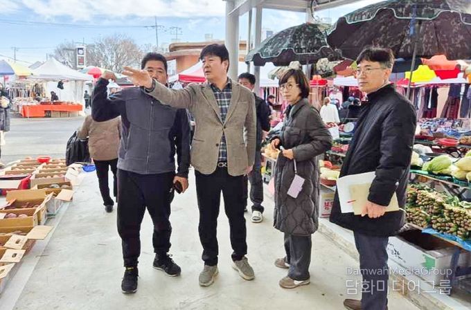 공진혁 의회운영위원장, 남창 옹기종기 시장 전통시장 현대화사업 현장 방문