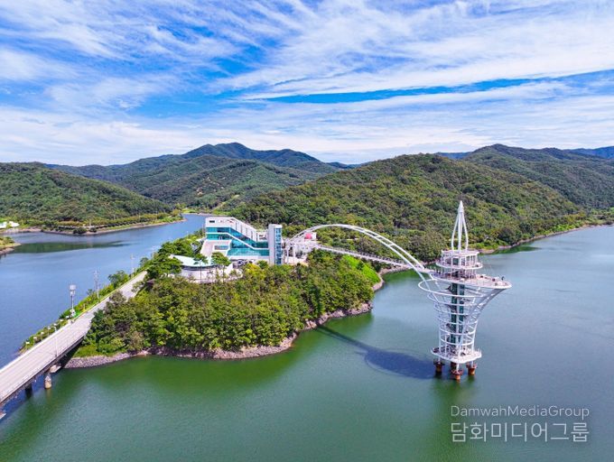 오는 13, 14일 ‘과학이 펼쳐지는 주말 버스킹 쇼’가 열리는 칠갑타워의 모습