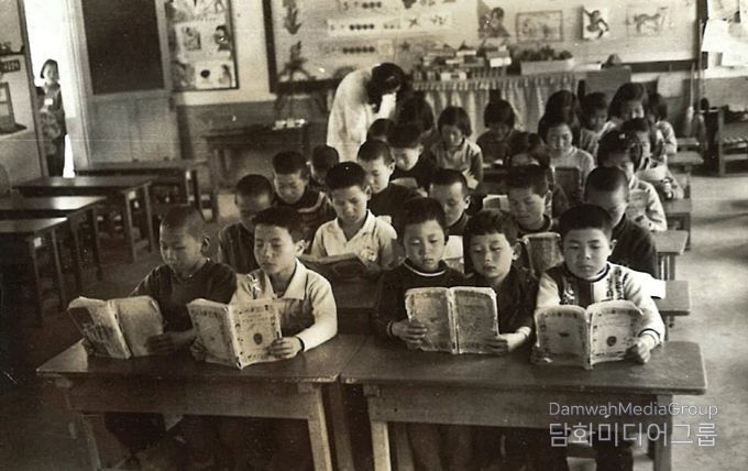 하동_옥종초등학교 북평분교장(1998. 3. 1. 폐교)_1970년대 국어시간