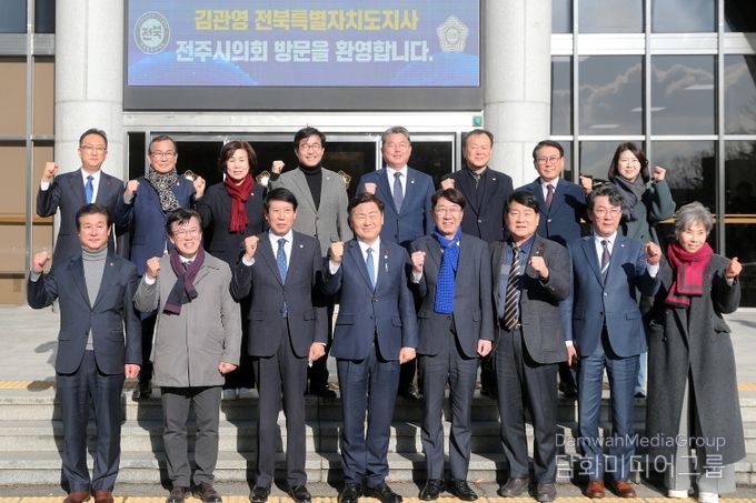 김관영 지사 전주시의회 방문