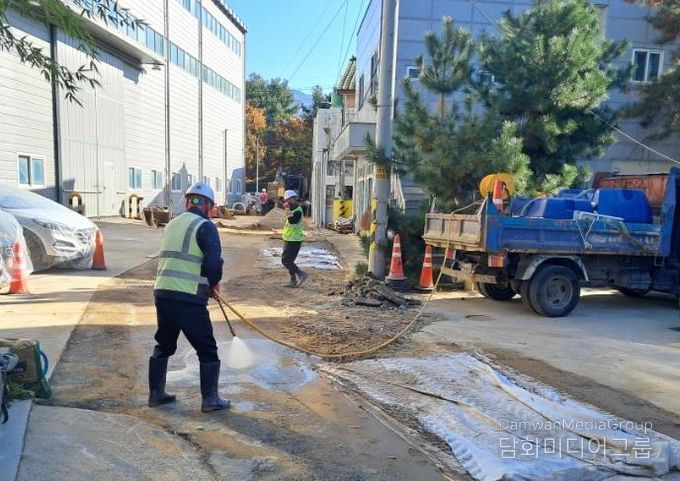 미세먼지 저감을 위한 공사장 살수작업