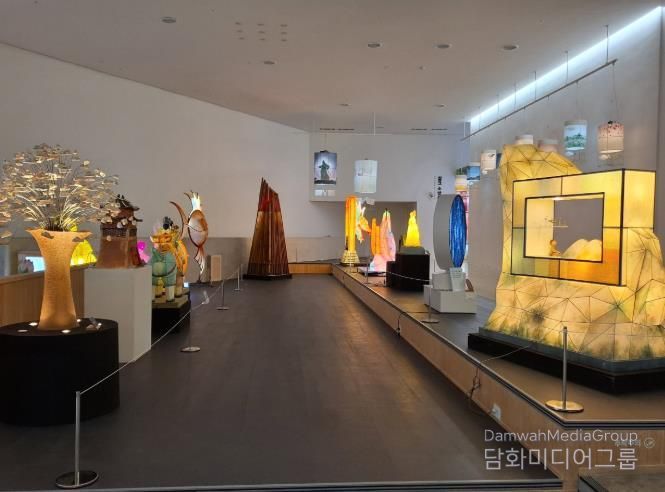 진주시 문화시설, 2025년 관람객 대폭 증가- 남강유등전시관