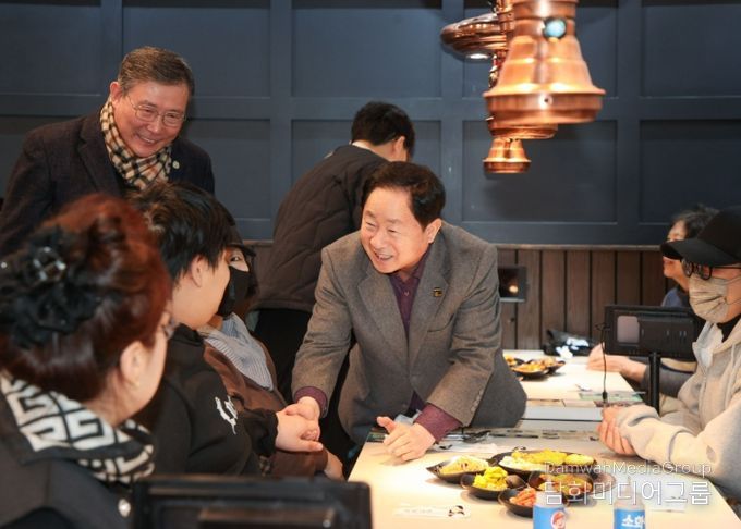 명륜진사갈비 평내호평점, 남양주시 장애인 가족에게 따뜻한 점심 나눔