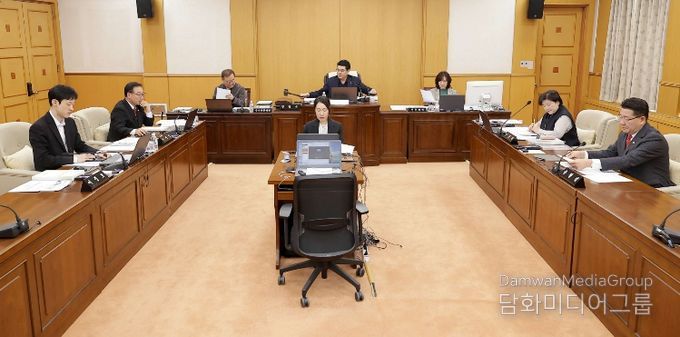 제292회 임시회 제2차 본회의 상임위 회의_행정자치위원회