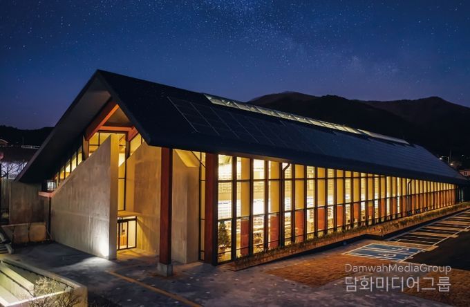 고창 황윤석도서관 전경(야경)