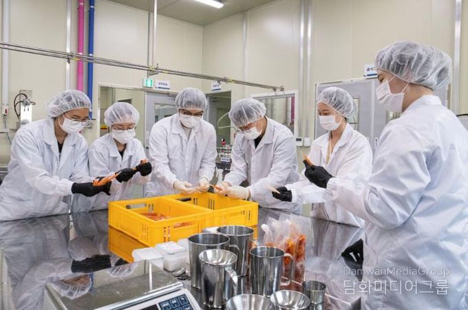 보성군, 농산물종합가공센터 식품 제조형 공유 주방 설명회 개최_2025년 농산물가공 상품개발 사진(스틱젤리)