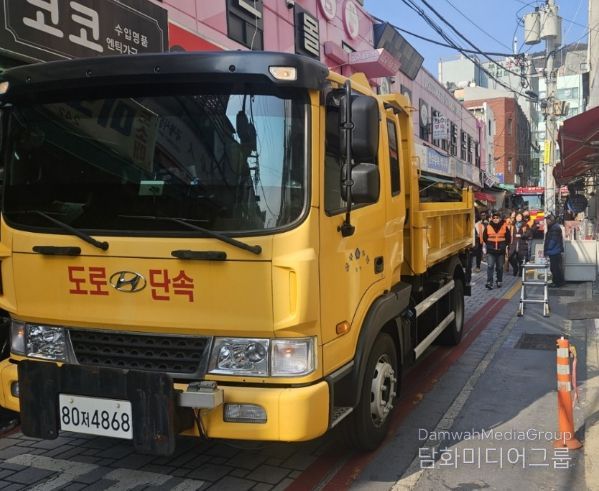 부산 중구, 국제시장 ‘만물의 거리’서 소방출동로 확보 훈련 실시