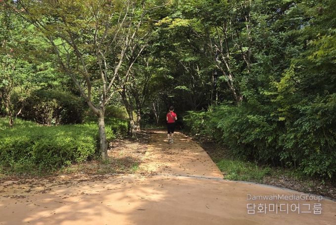 ‘누구에게나 열린 숲길’ 건지산 무장애 나눔길 조성 완료
