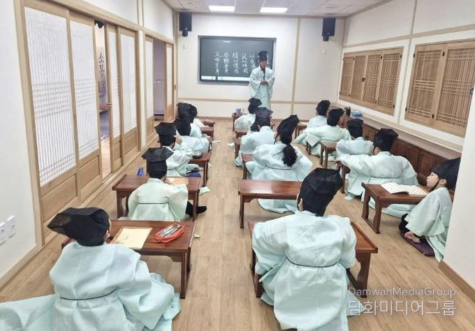 1교시 사자소학 시간 사진