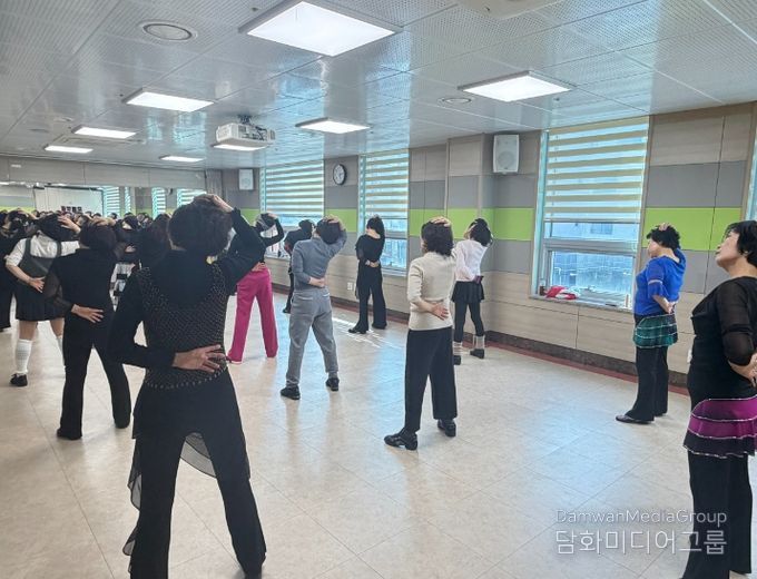 건강증진 프로그램 및 주민참여 동아리 운영