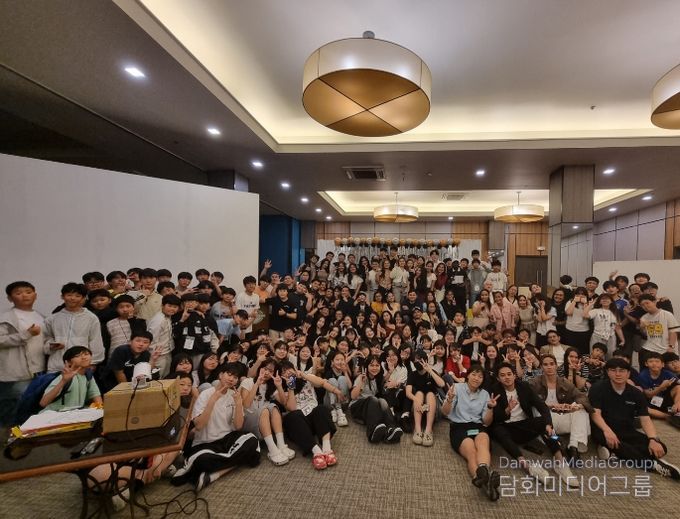 금산군 겨울방학 초중생 해외어학연수 졸업식