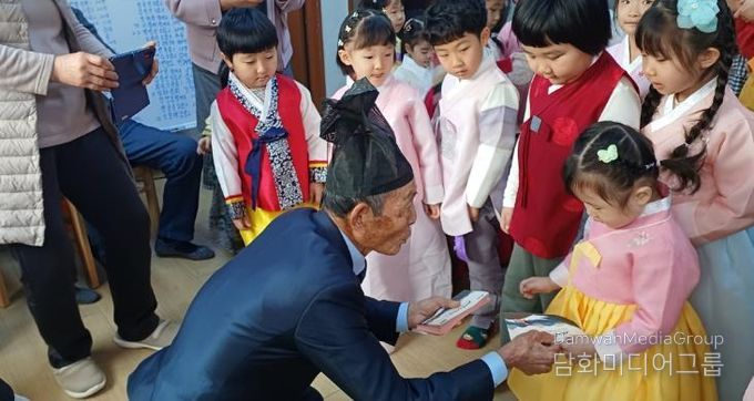 푸른솔 원생들의 설맞이 방문 모습