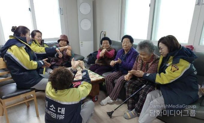 홍성소방서 의용소방대, 겨울철 취약계층에 따뜻한 안전 나눔
