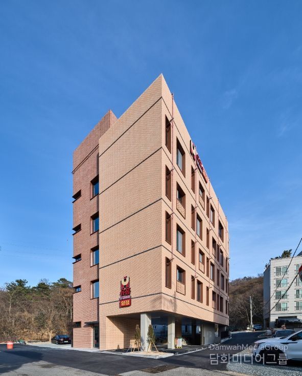 4일,‘청년형 유홈(U home) 양정 준공식’개최