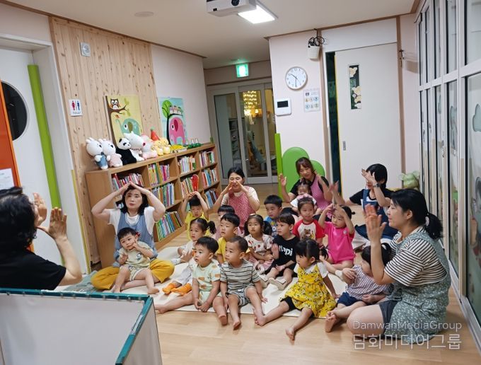 푸른길 도서관 ‘찾아가는 구연 동화’ 운영